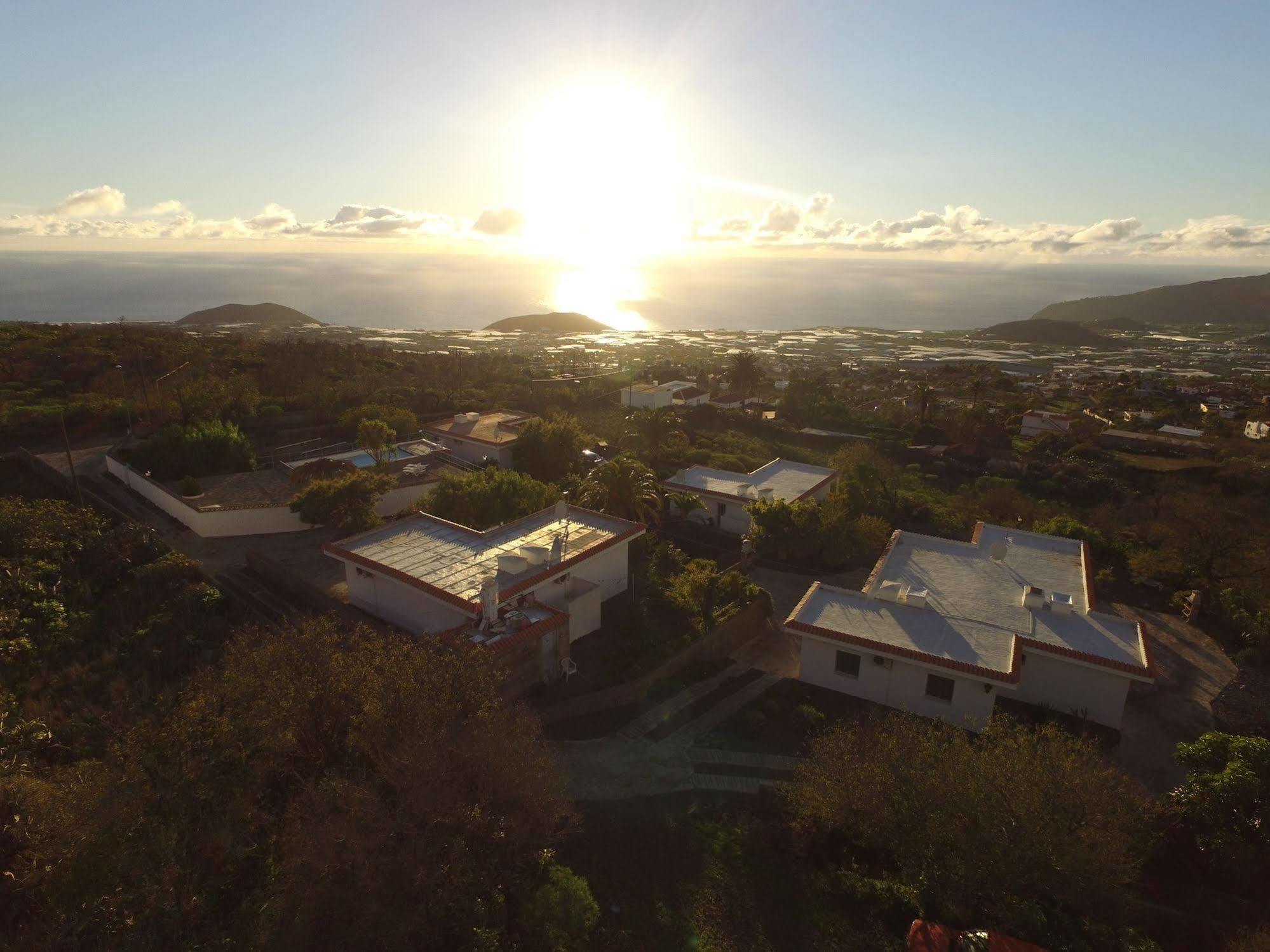 Los Guanches Bungalows El Paso Esterno foto